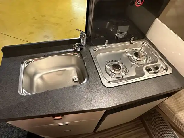 HYMER-ERIBA Future 430 T 